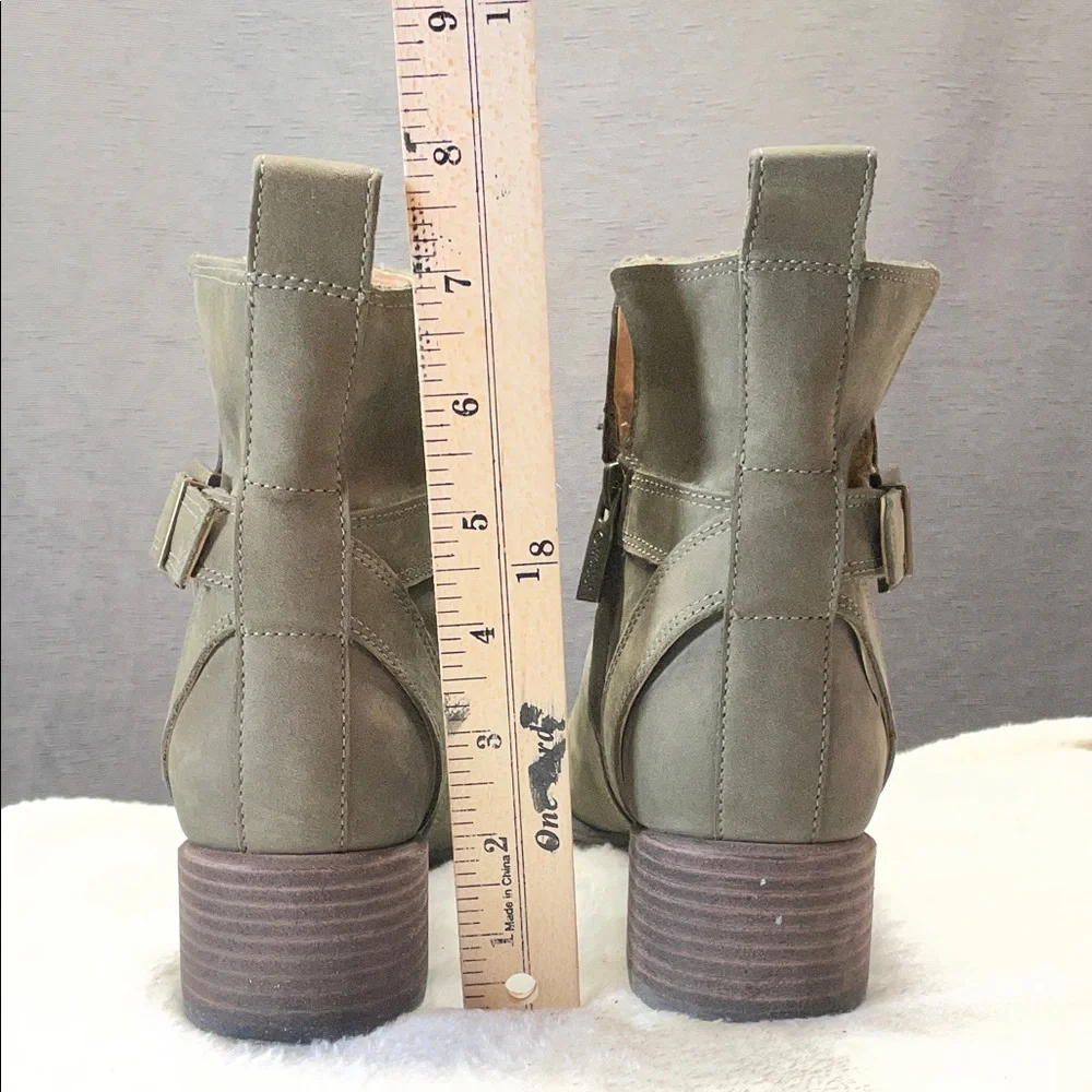 Vionic Sienna Olive‎ Suede Buckle Ankle Boot